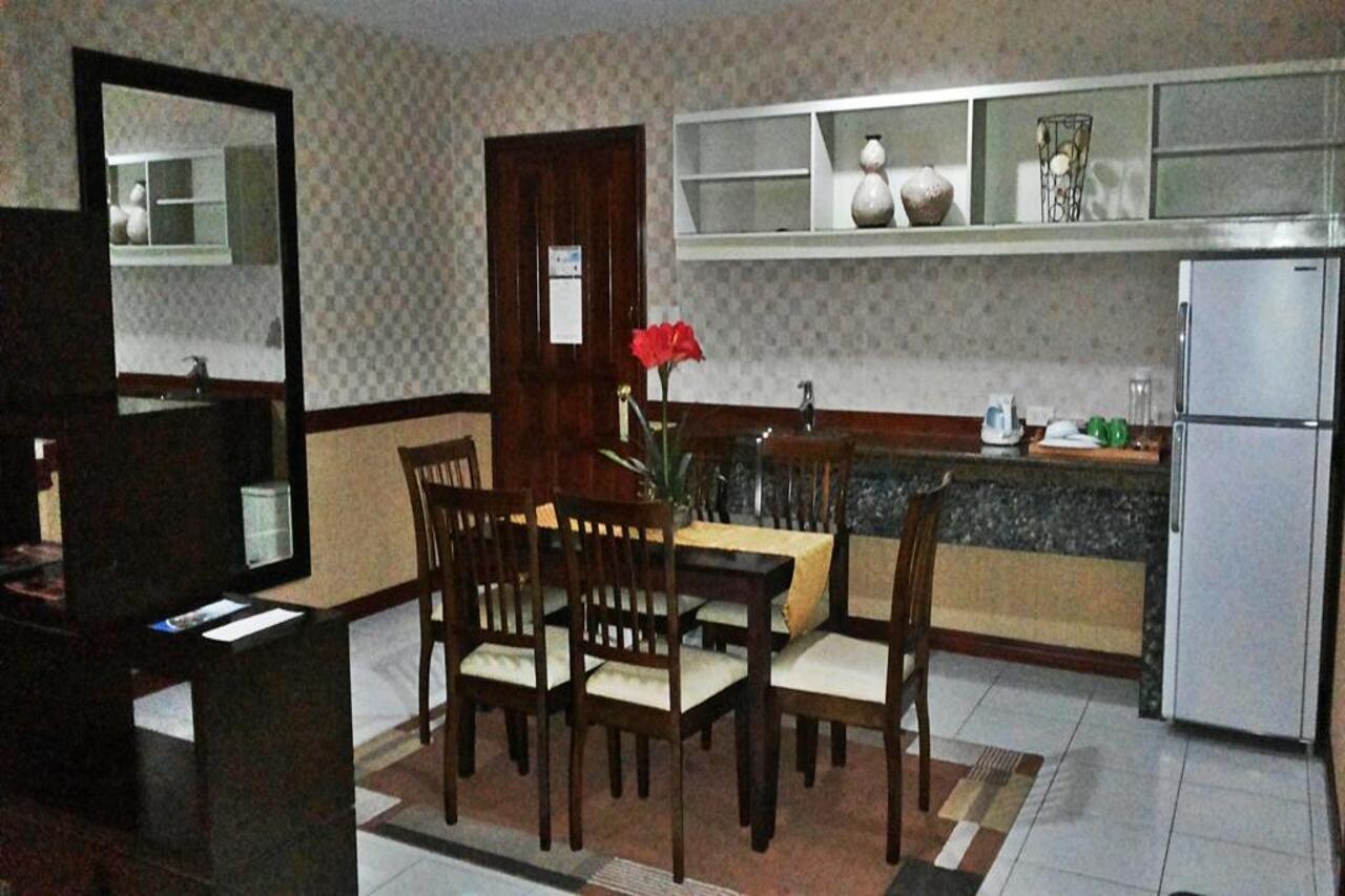 Subic Residencias Olongapo Ngoại thất bức ảnh