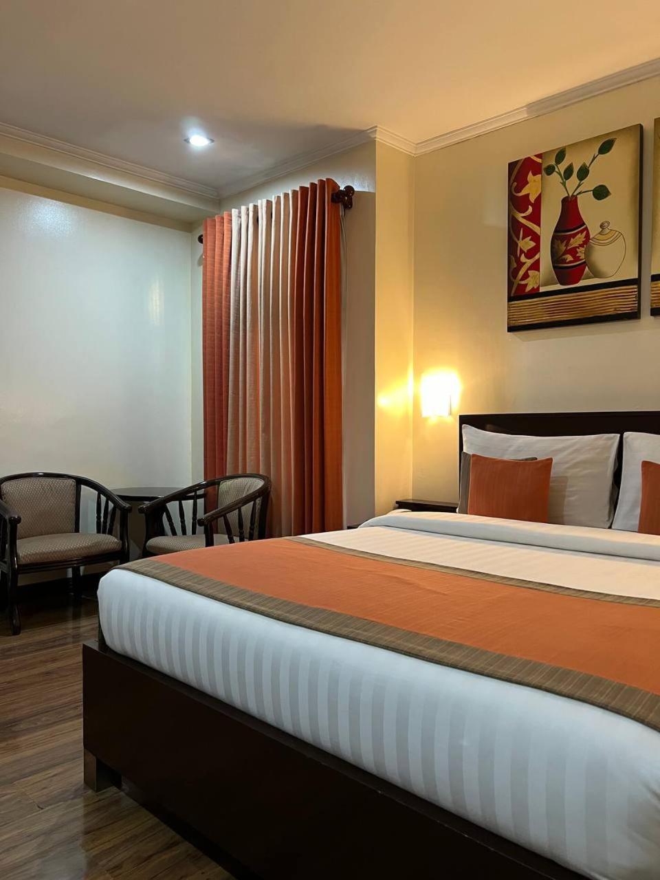 Subic Residencias Olongapo Ngoại thất bức ảnh