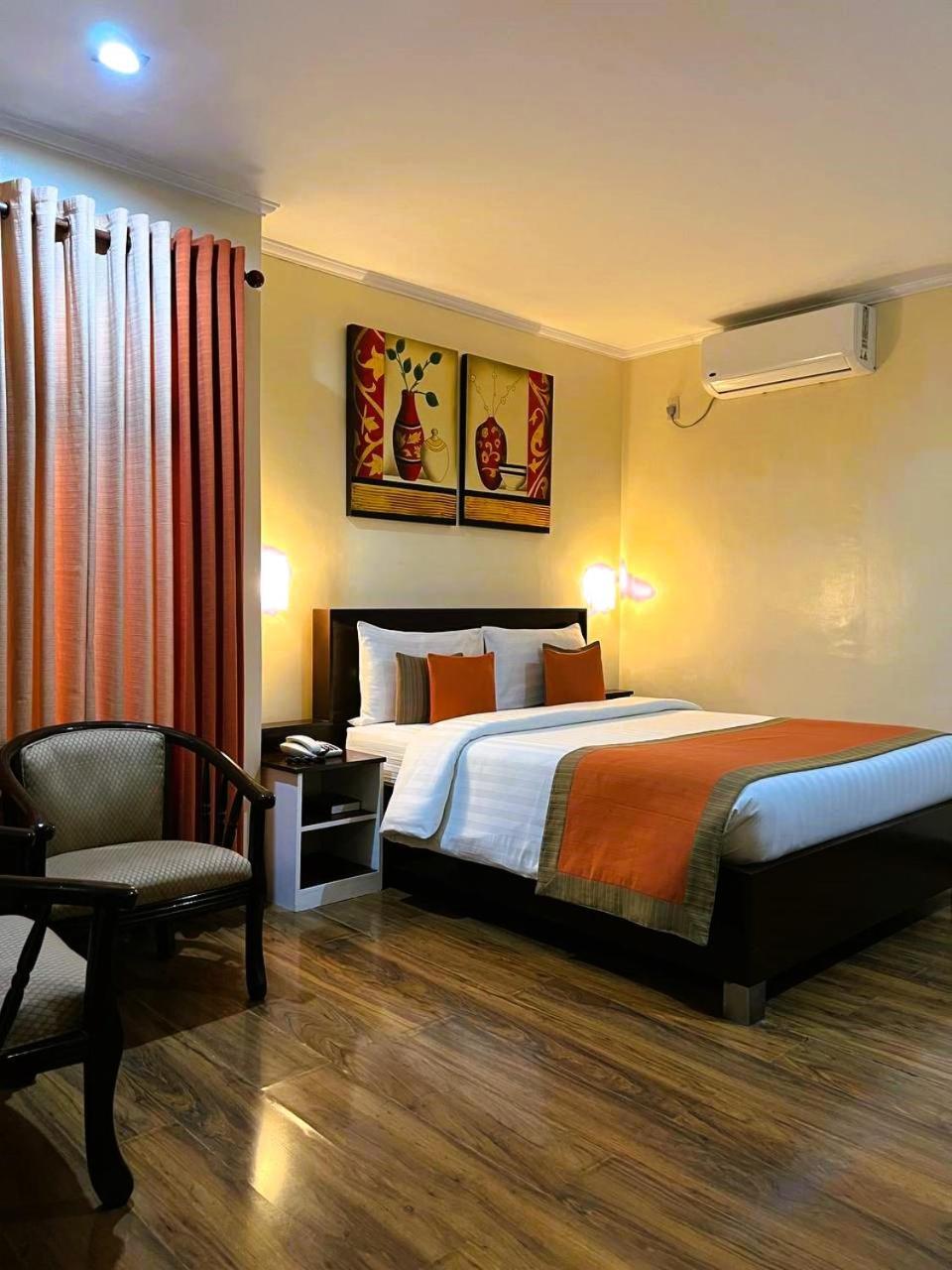 Subic Residencias Olongapo Ngoại thất bức ảnh