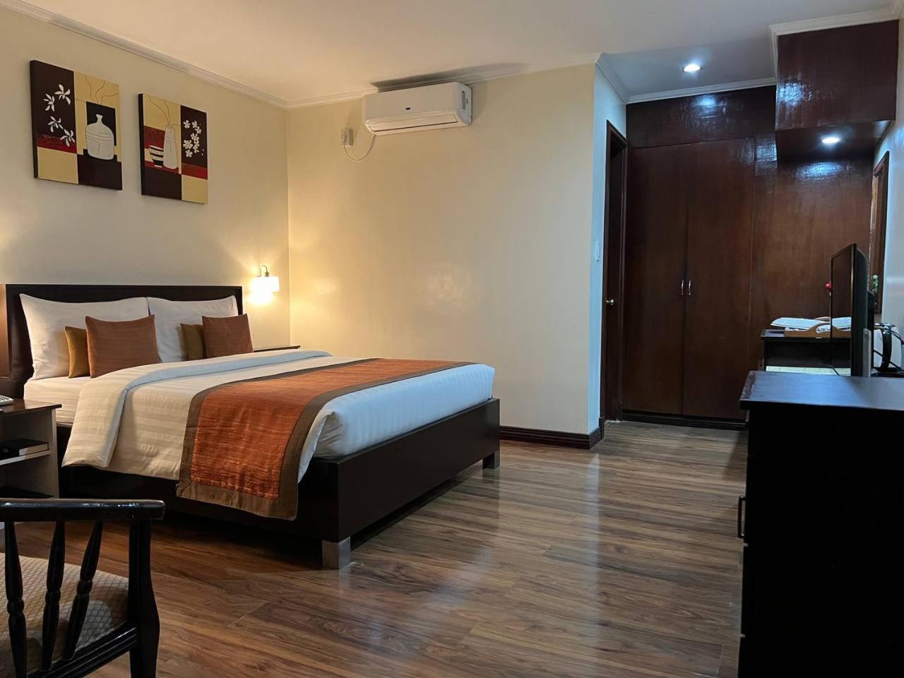 Subic Residencias Olongapo Ngoại thất bức ảnh