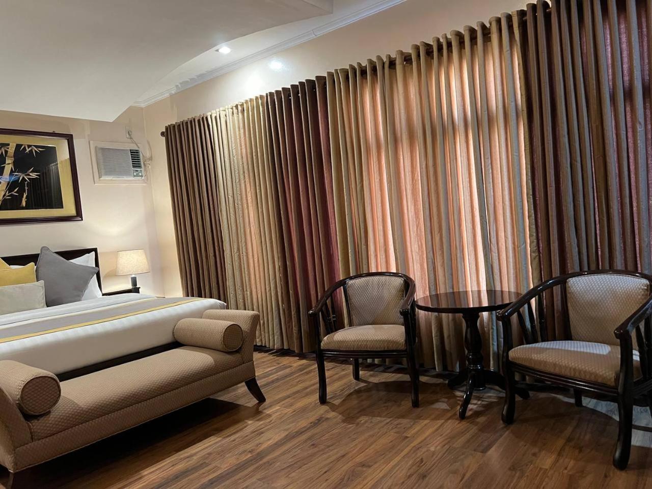 Subic Residencias Olongapo Ngoại thất bức ảnh