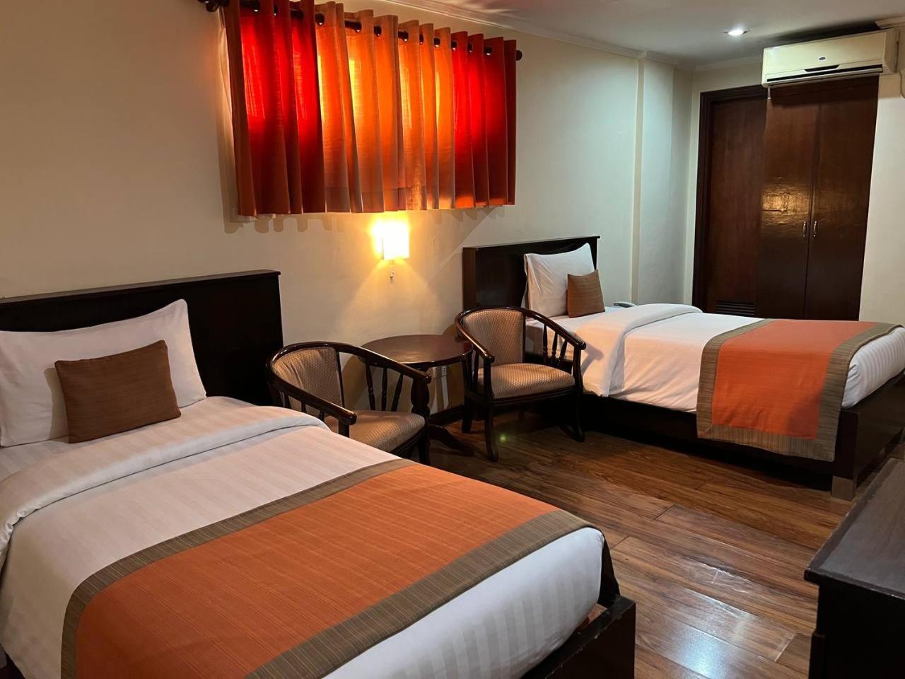 Subic Residencias Olongapo Ngoại thất bức ảnh