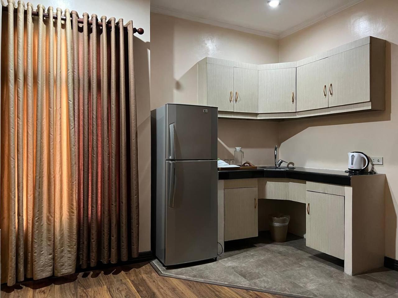 Subic Residencias Olongapo Ngoại thất bức ảnh