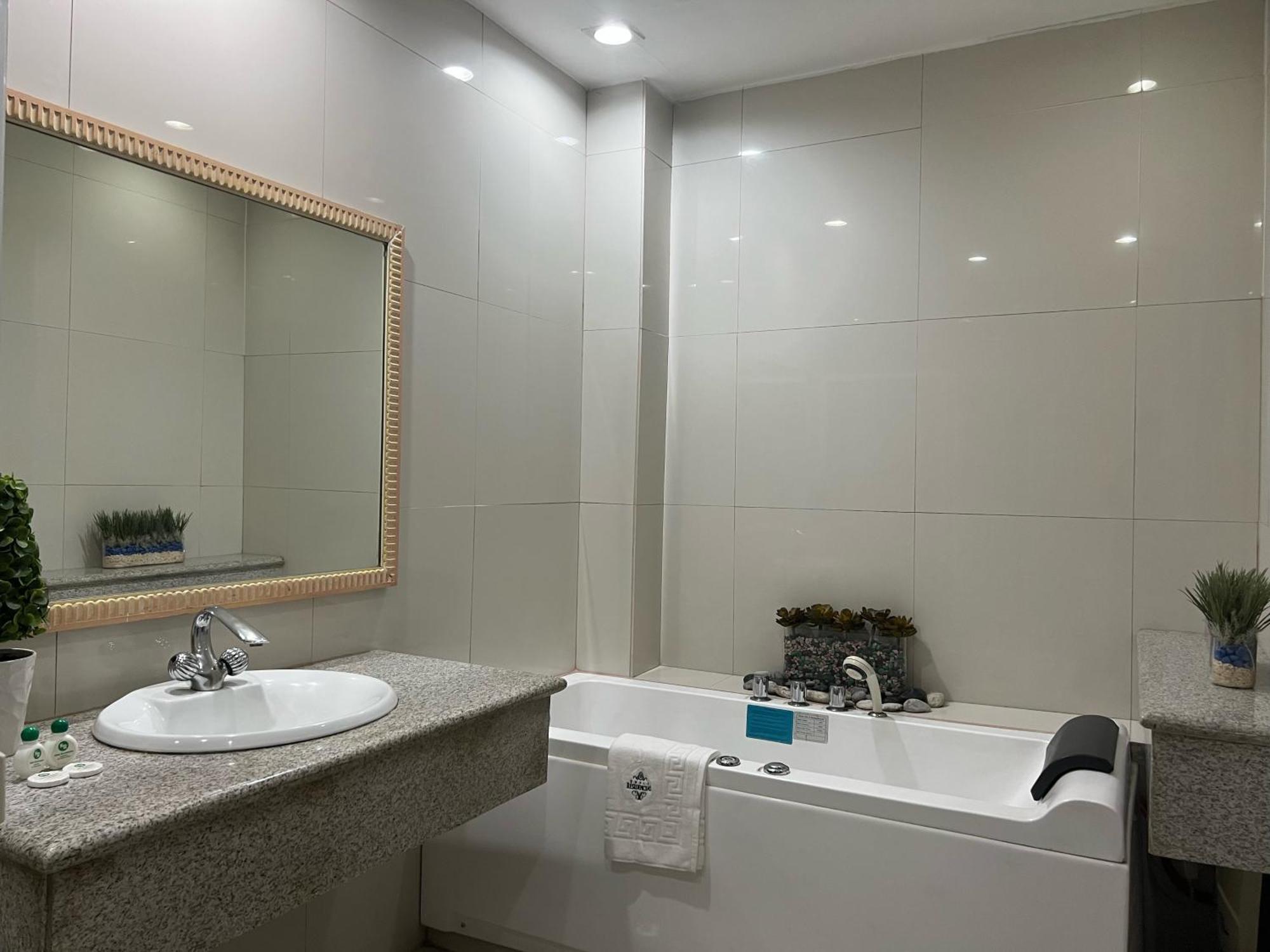 Subic Residencias Olongapo Ngoại thất bức ảnh