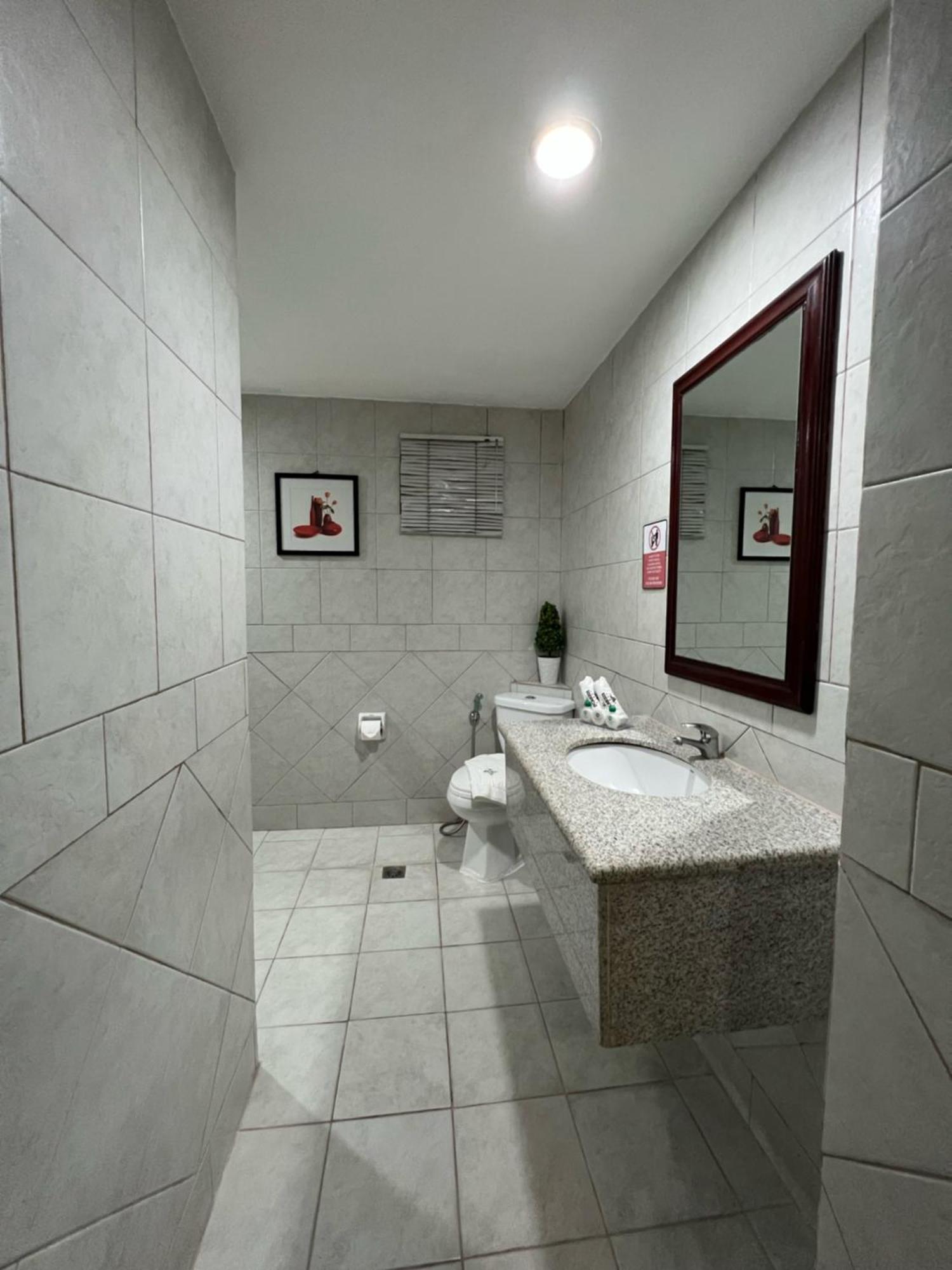 Subic Residencias Olongapo Ngoại thất bức ảnh