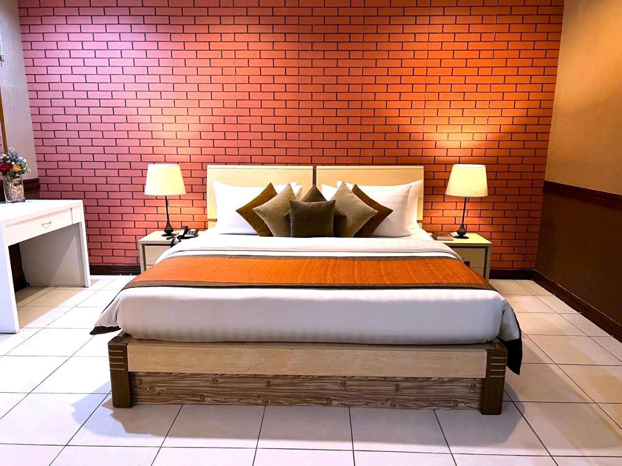 Subic Residencias Olongapo Ngoại thất bức ảnh